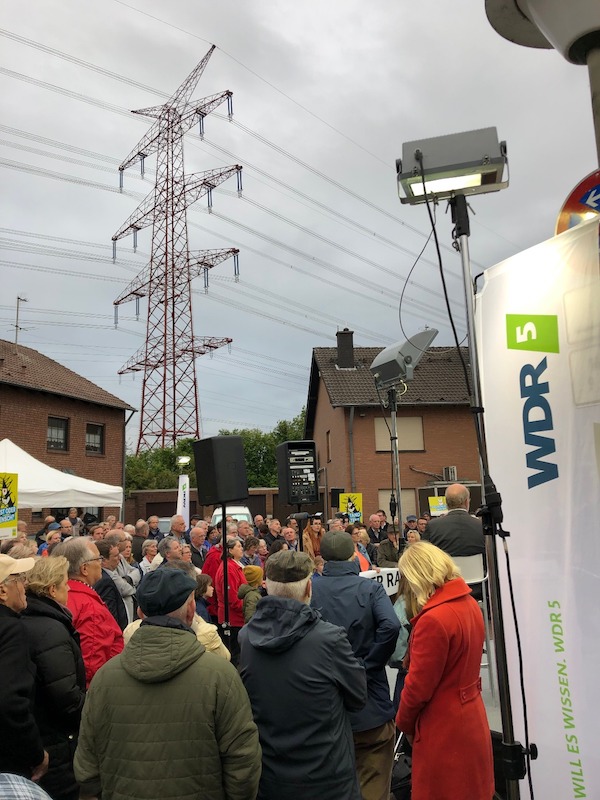 WDR 5 Stadtgespraech und Strommast 