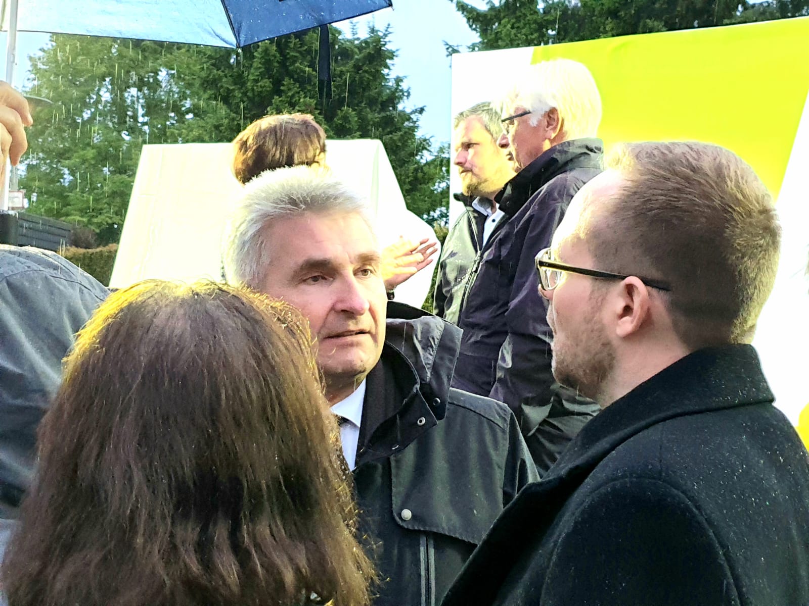 Minister Pinkwart im Gespräch mit PBU Vorstand Locker