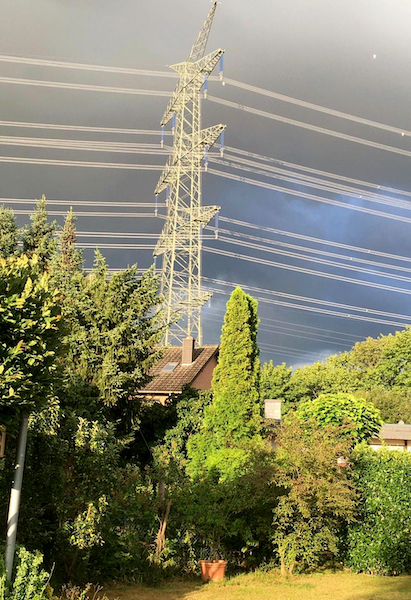 Dieser Mast erzeugt laut Amprion keine besondere Aufmerksamkeit